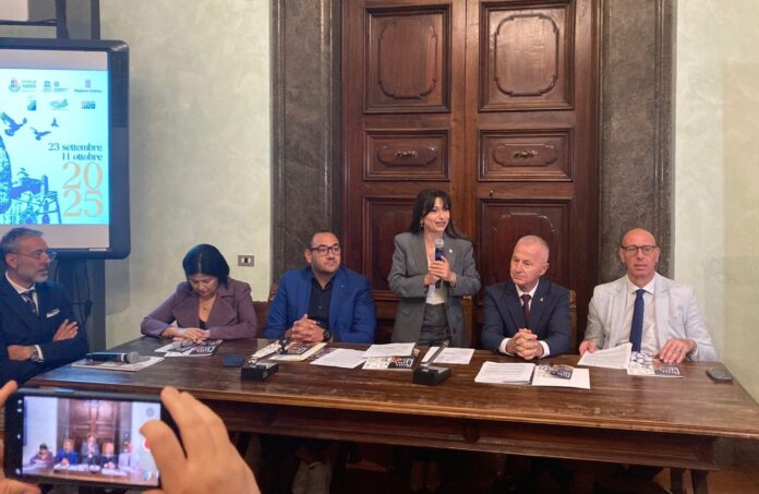 Ersilia Lancia, Ass.turismo Com. AQ_ Emanuele Imprudente, Vicepres. Reg.Abruzzo_ Stefania Proietti, Pres.Reg.Umbria_ Valter Stoppini, Sindaco Assisi_ Massimiliano Presciutti, Pres.Prov.PG