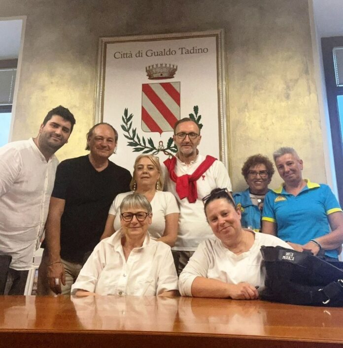 l'Assessore Bazzucchi con i rappresentanti delle Associazioni aderenti