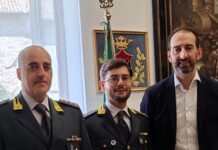 Nocera Umbra: Il Sindaco riceve il Capitano Petrucci per il saluto di commiato e dà il benvenuto al nuovo Comandante della Guardia di Finanza di Foligno.